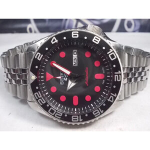 SEIKO SCUBA DIVERS SKX007 AUTO MENS WATCH 7S26-0020 'BLACK 5 SPORTS' (SN 760594)